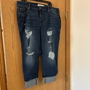 Torrid Boyfriend Crop Ripped Ankle Jeans
